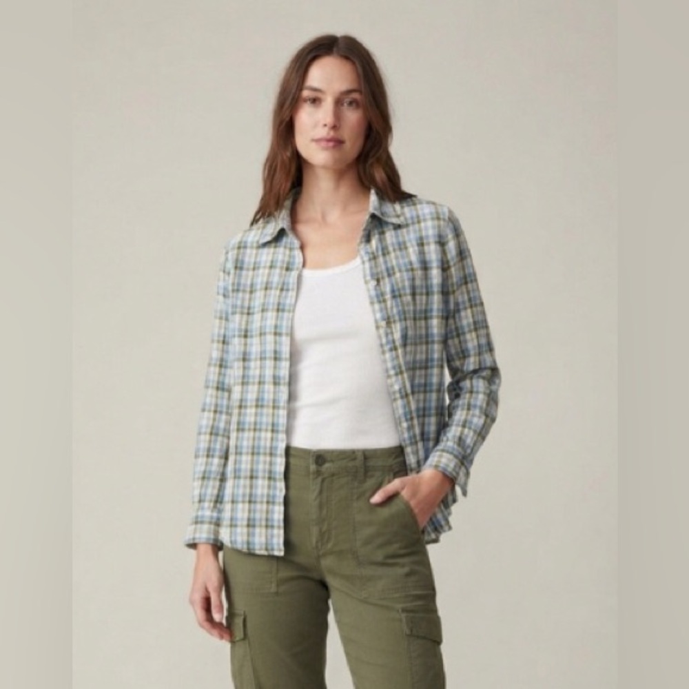Vintage Blue and Green Button Down Shirt with Plaid Design